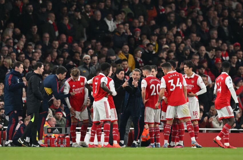Arsenal's Spanish manager Mikel Arteta speaks to his playes during the English Premier League football match between Arsenal and Manchester City at the Emirates Stadium in London on February 15, 2023. - - RESTRICTED TO EDITORIAL USE. No use with unauthorized audio, video, data, fixture lists, club/league logos or 'live' services. Online in-match use limited to 120 images. An additional 40 images may be used in extra time. No video emulation. Social media in-match use limited to 120 images. An additional 40 images may be used in extra time. No use in betting publications, games or single club/league/player publications. (Photo by Glyn KIRK / AFP) / RESTRICTED TO EDITORIAL USE. No use with unauthorized audio, video, data, fixture lists, club/league logos or 'live' services. Online in-match use limited to 120 images. An additional 40 images may be used in extra time. No video emulation. Social media in-match use limited to 120 images. An additional 40 images may be used in extra time. No use in betting publications, games or single club/league/player publications. / RESTRICTED TO EDITORIAL USE. No use with unauthorized audio, video, data, fixture lists, club/league logos or 'live' services. Online in-match use limited to 120 images. An additional 40 images may be used in extra time. No video emulation. Social media in-match use limited to 120 images. An additional 40 images may be used in extra time. No use in betting publications, games or single club/league/player publications. (Photo by GLYN KIRK/AFP via Getty Images)