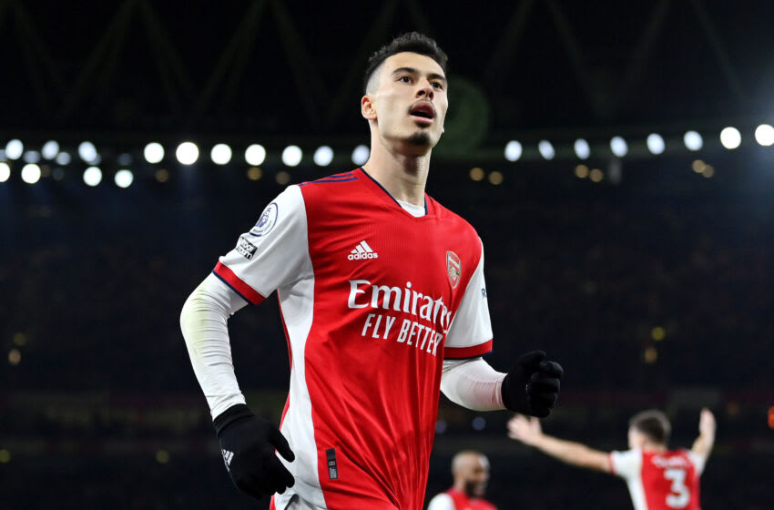 LONDON, ENGLAND - DECEMBER 15: Gabriel Martinelli of Arsenal celebrates after scoring their team's first goal during the Premier League match between Arsenal and West Ham United at Emirates Stadium on December 15, 2021 in London, England. (Photo by Justin Setterfield/Getty Images)