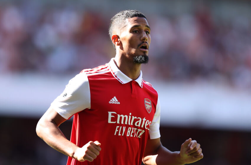 LONDON, ENGLAND - AUGUST 13: William Saliba of Arsenal during the Premier League match between Arsenal FC and Leicester City at Emirates Stadium on August 13, 2022 in London, England. (Photo by Alex Pantling/Getty Images)