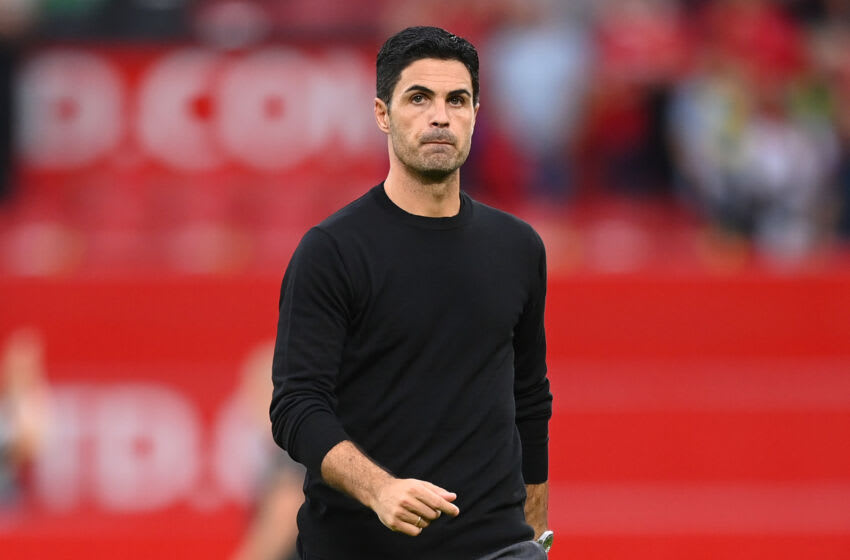 MANCHESTER, ENGLAND - SEPTEMBER 04: Mikel Arteta, Manager of Arsenal looks dejected after the Premier League match between Manchester United and Arsenal FC at Old Trafford on September 04, 2022 in Manchester, England. (Photo by Michael Regan/Getty Images)