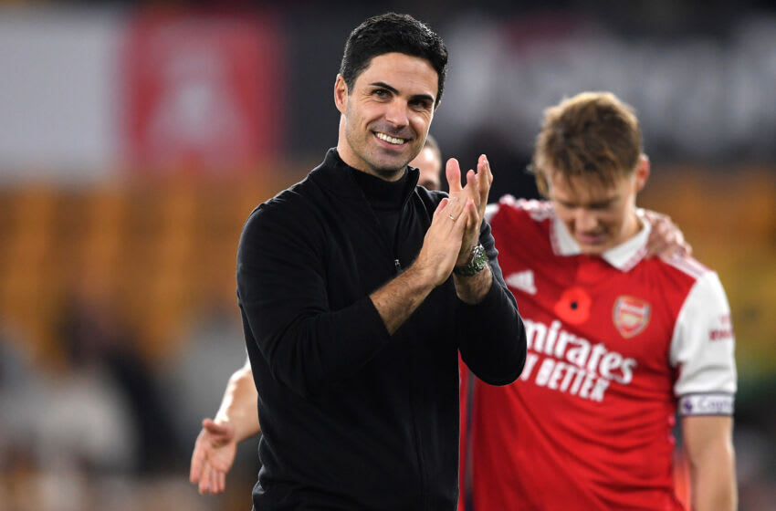 WOLVERHAMPTON, ENGLAND - NOVEMBER 12: Mikel Arteta, Manager of Arsenal applauds fans following their side's victory in the Premier League match between Wolverhampton Wanderers and Arsenal FC at Molineux on November 12, 2022 in Wolverhampton, England. (Photo by Harriet Lander/Getty Images)