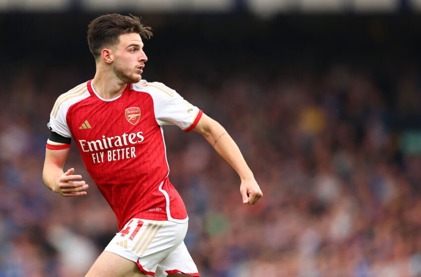 LIVERPOOL, ENGLAND - SEPTEMBER 17: Declan Rice of Arsenal during the Premier League match between Everton FC and Arsenal FC at Goodison Park on September 17, 2023 in Liverpool, United Kingdom. (Photo by Robbie Jay Barratt - AMA/Getty Images)