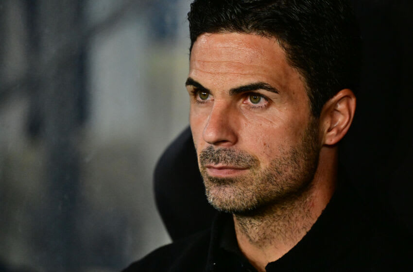 LENS FRANCE - OCTOBER 3 : Mikel Arteta coach of Arsenal FC in action during the Champions League match between RC Lens and Arsenal FC: at Stade Bollaert - Delelis on October 03, 2023 in Lens, France. (Photo by Christian Liewig - Corbis/Corbis via Getty Images)